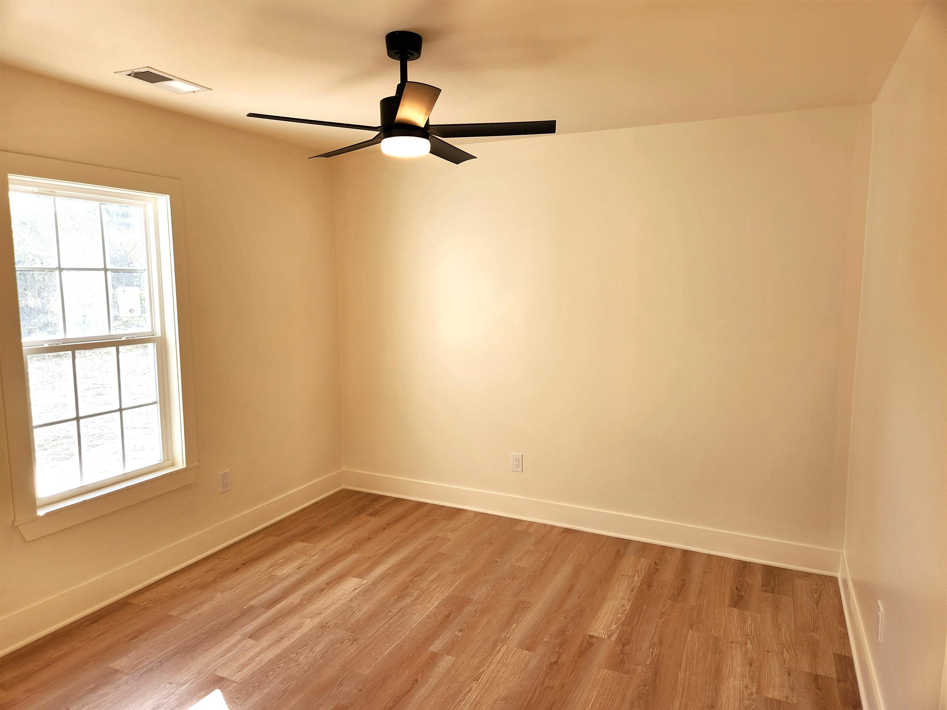 1003 East Raines Road Memphis, TN 38116 - Photo 12 of 14 Gallery Image 12