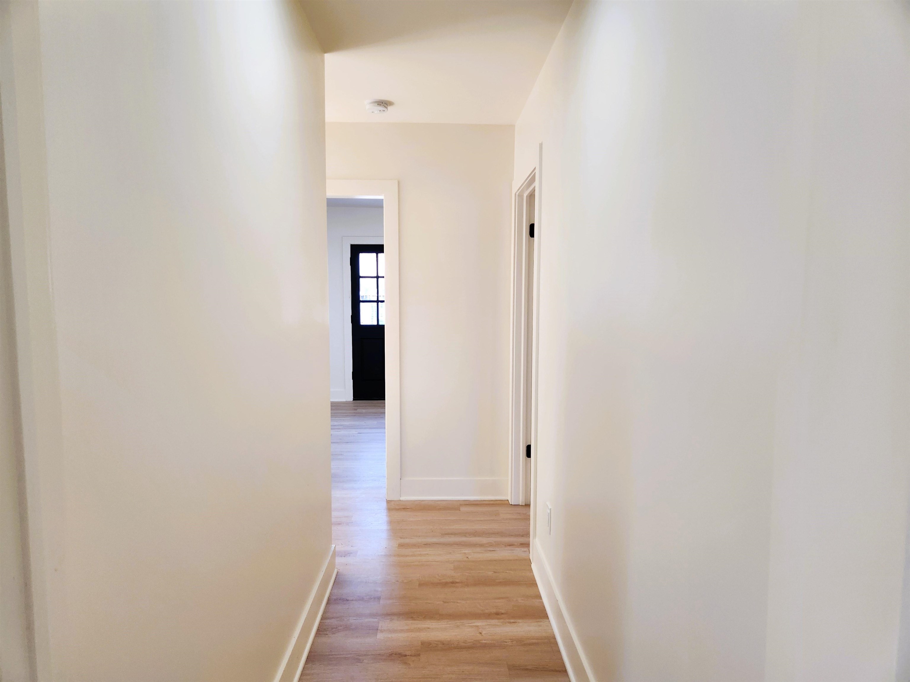 1003 East Raines Road Memphis, TN 38116 - Photo 10 of 14 Gallery Image 10