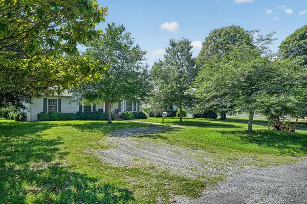 1600 Magness Road, McMinnville, TN 37110
