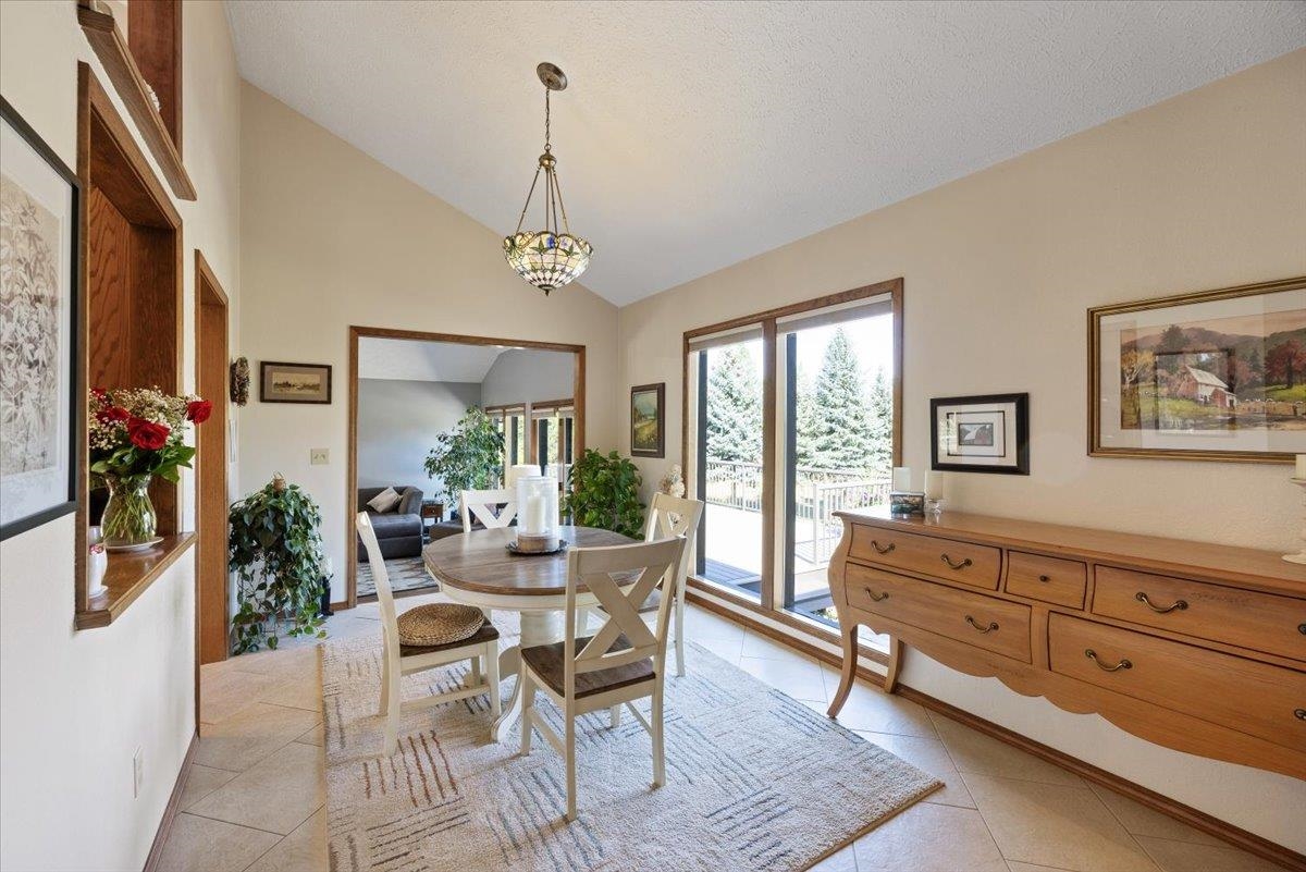 5411 West Lawton Road Spokane, WA 99224 - Photo 9 of 50