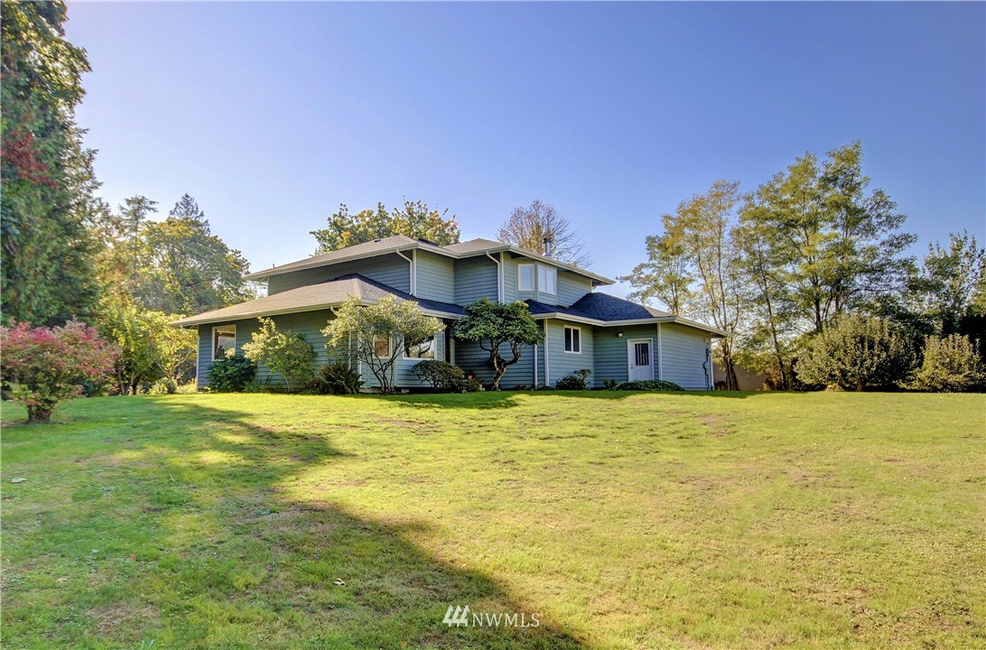 959 East Axton Road Bellingham, WA 98226 - Photo 3 of 25