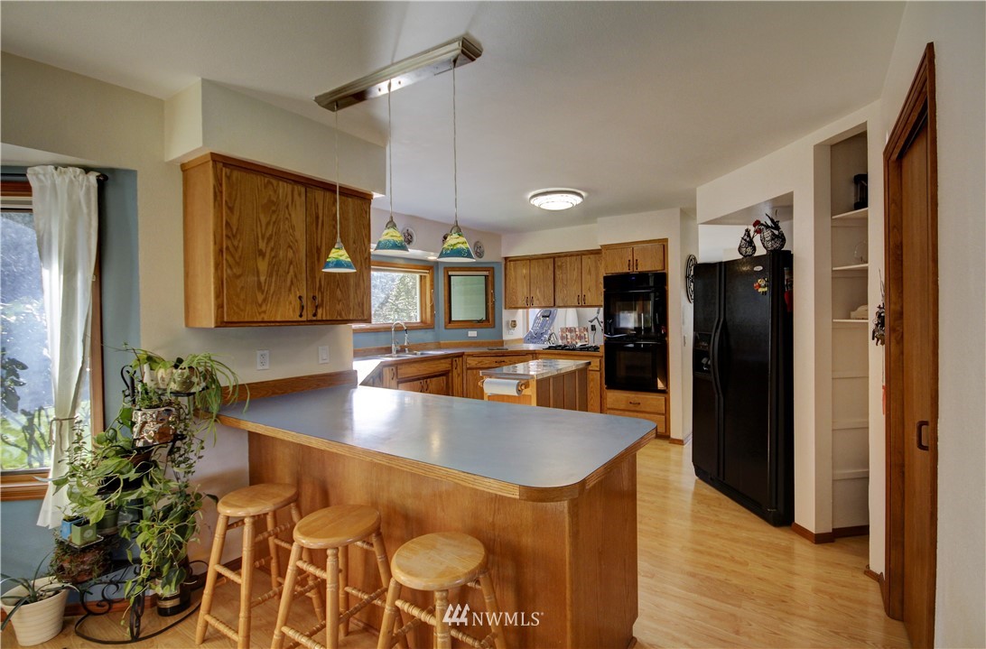 959 East Axton Road Bellingham, WA 98226 - Photo 9 of 25