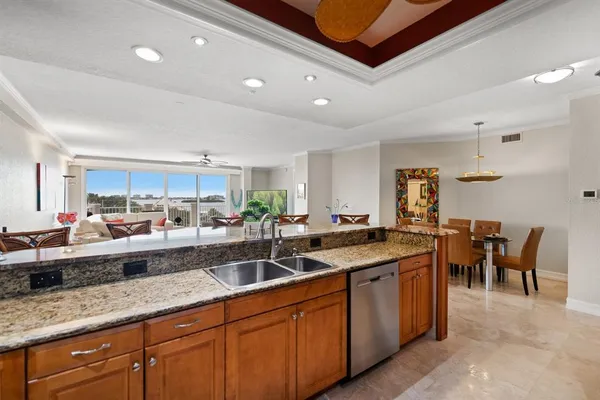 $999,000 | 1860 North Fort Harrison Avenue, Unit 402, Clearwater, FL 33755