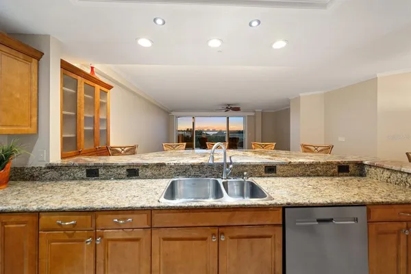 $999,000 | 1860 North Fort Harrison Avenue, Unit 402, Clearwater, FL 33755