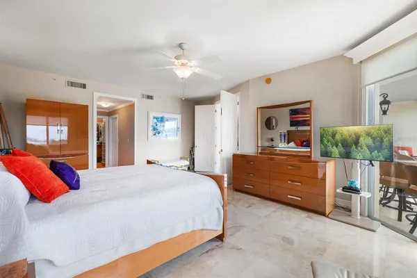 $999,000 | 1860 North Fort Harrison Avenue, Unit 402, Clearwater, FL 33755