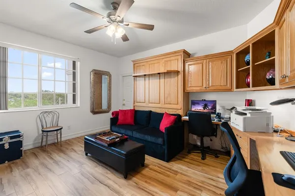 $999,000 | 1860 North Fort Harrison Avenue, Unit 402, Clearwater, FL 33755