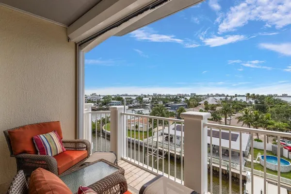 $999,000 | 1860 North Fort Harrison Avenue, Unit 402, Clearwater, FL 33755