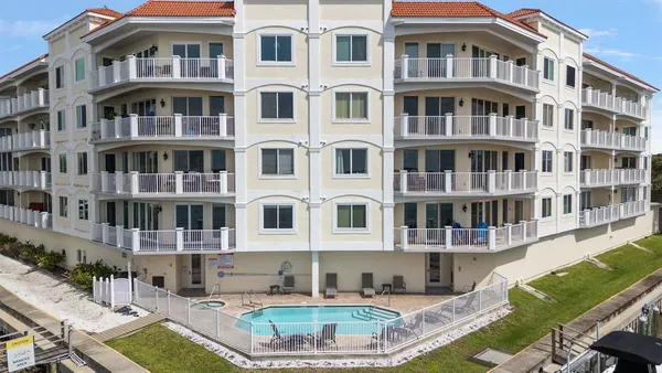 $999,000 | 1860 North Fort Harrison Avenue, Unit 402, Clearwater, FL 33755