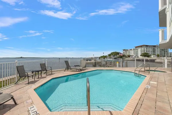 $999,000 | 1860 North Fort Harrison Avenue, Unit 402, Clearwater, FL 33755