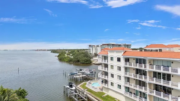 $999,000 | 1860 North Fort Harrison Avenue, Unit 402, Clearwater, FL 33755