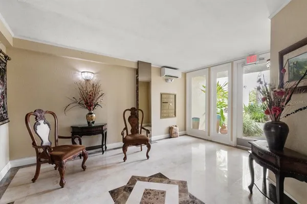 $999,000 | 1860 North Fort Harrison Avenue, Unit 402, Clearwater, FL 33755