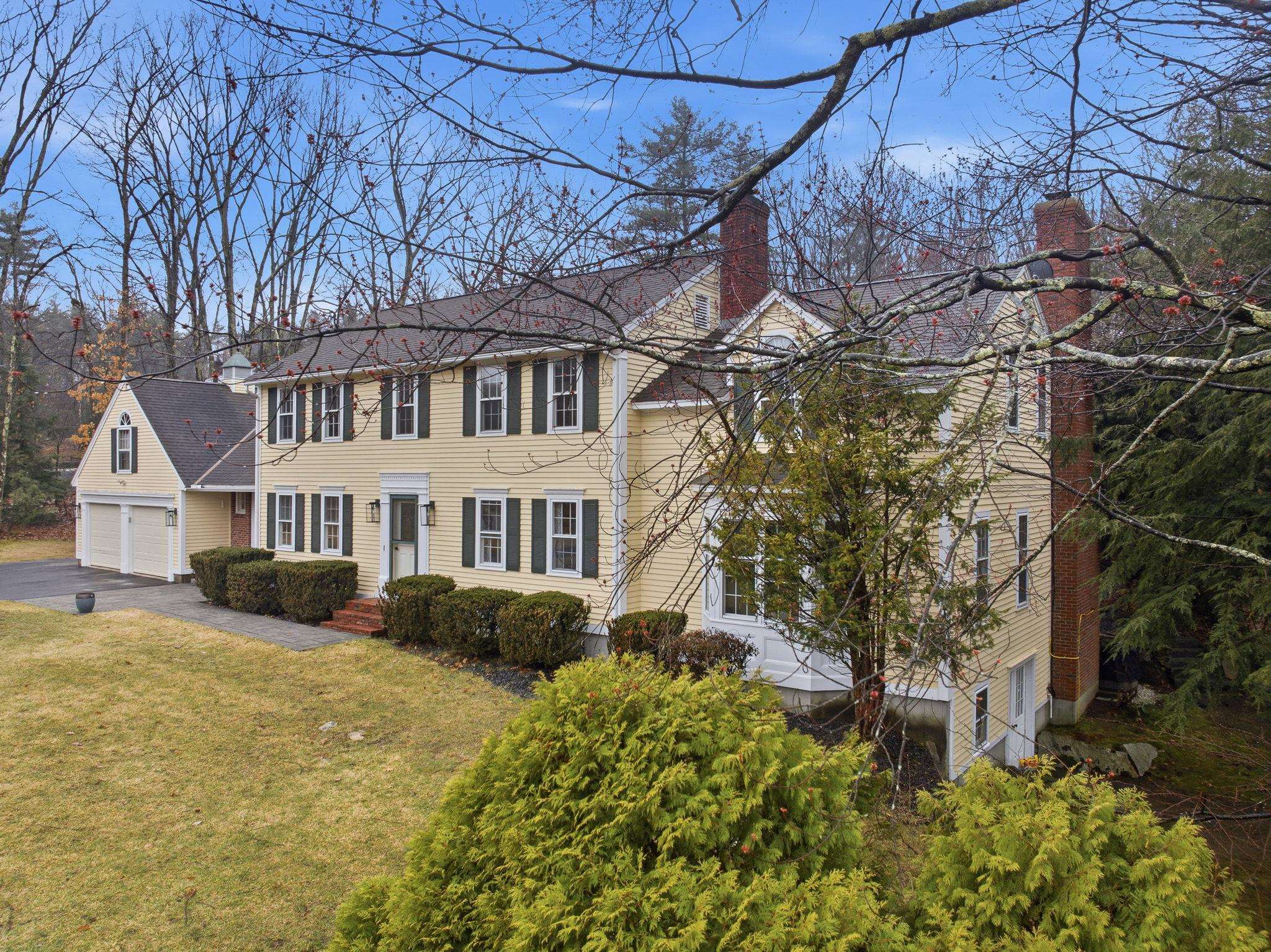 197 Liberty Hill Road Bedford, NH 03110 - Photo 5 of 58