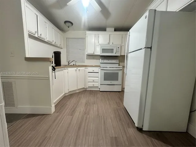 $1,450 | 11763 Venetian Avenue, Unit A, Boca Raton, FL 33428