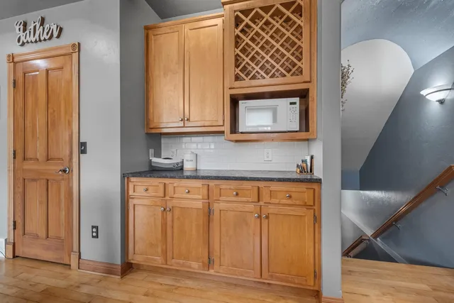 $499,900 | 2756 Durham Road, Green Bay, WI 54311