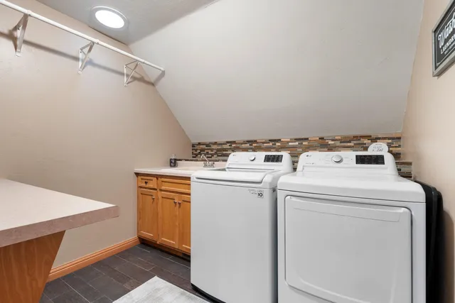 $499,900 | 2756 Durham Road, Green Bay, WI 54311