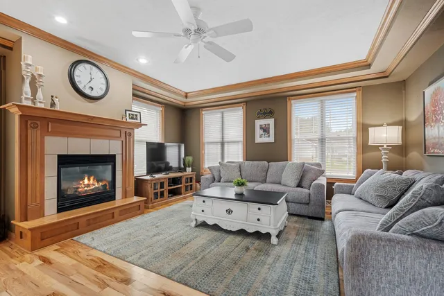 $499,900 | 2756 Durham Road, Green Bay, WI 54311