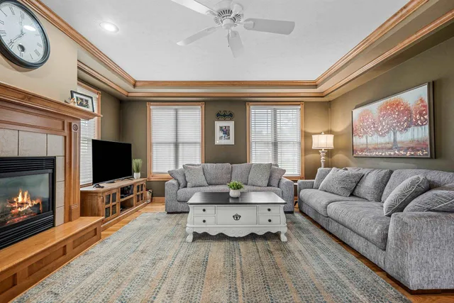 $499,900 | 2756 Durham Road, Green Bay, WI 54311