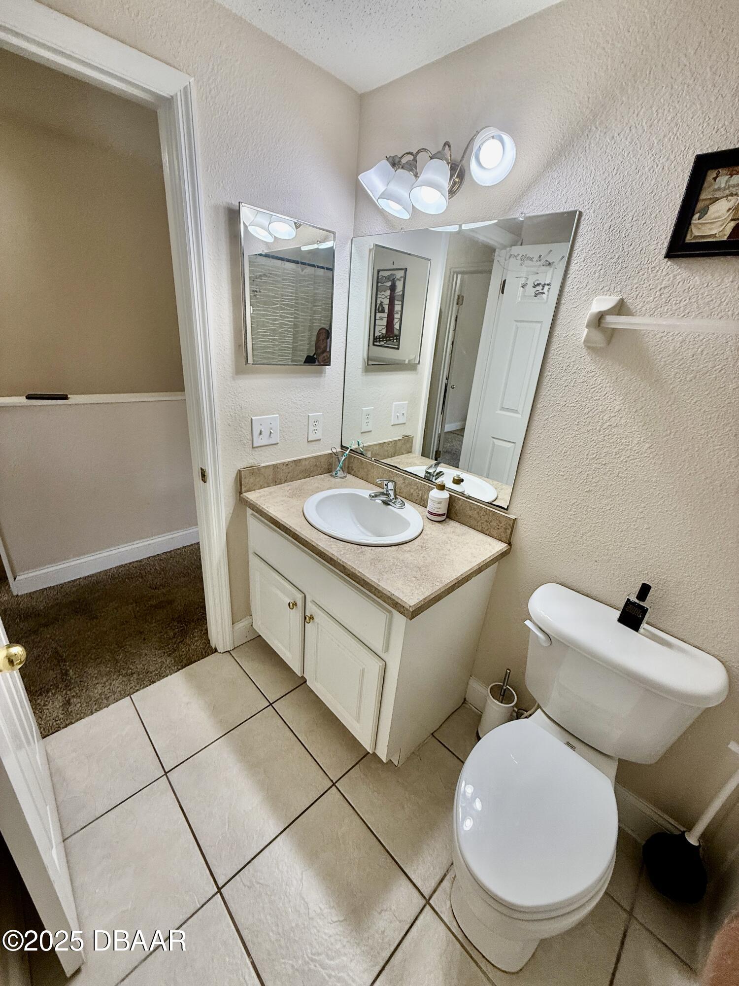 480 Reed Canal Road, Unit 55 South Daytona, FL 32119 - Photo 23 of 30 Upstairs Bathroom