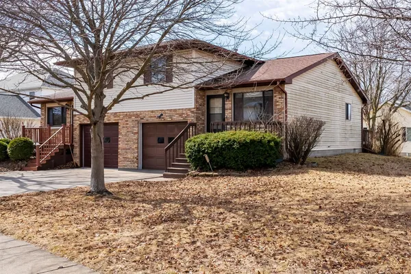 $185,000 | 1609 Beech Street, Unit B, Normal, IL 61761