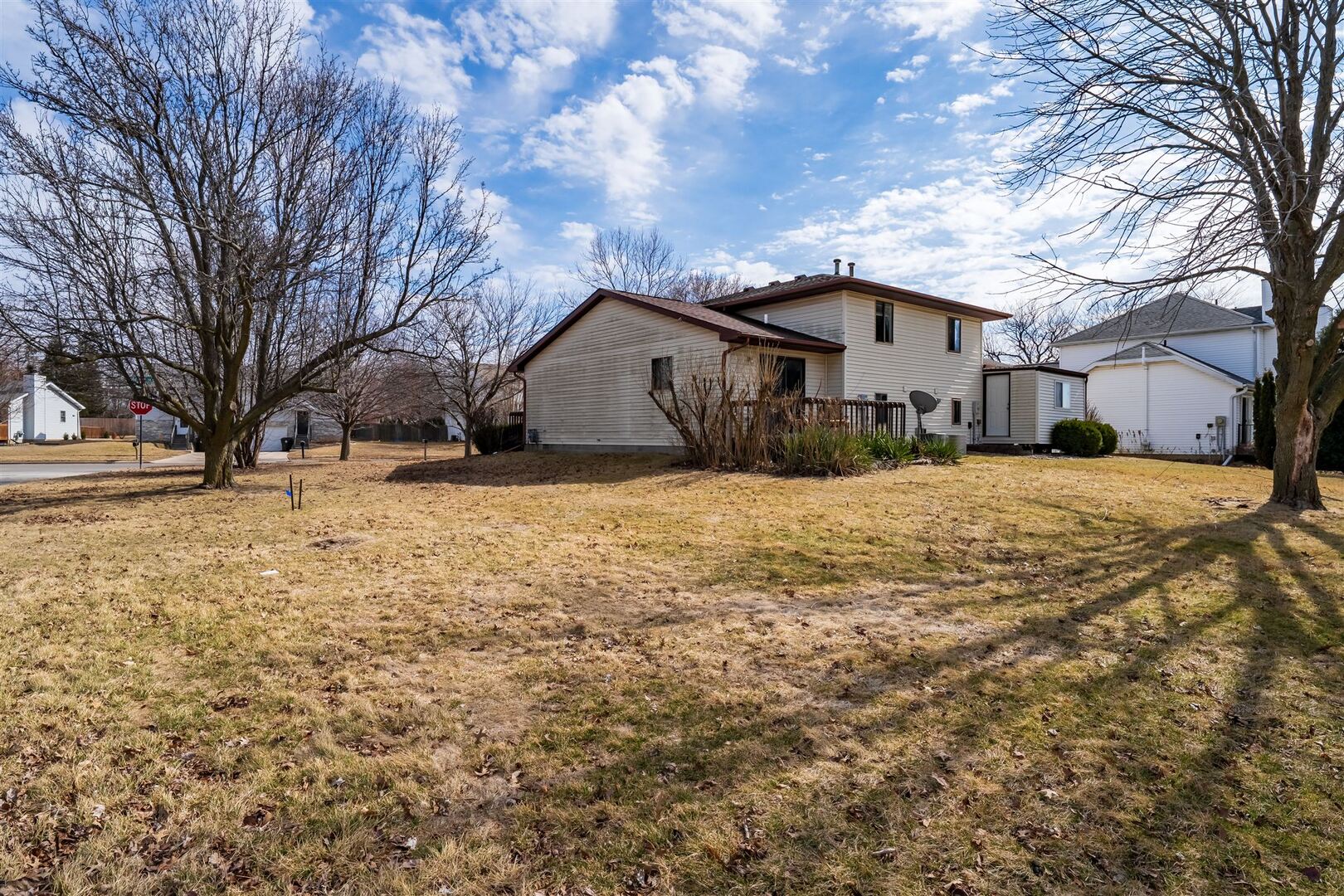 1609 Beech Street, Unit B Normal, IL 61761 - Photo 10 of 27