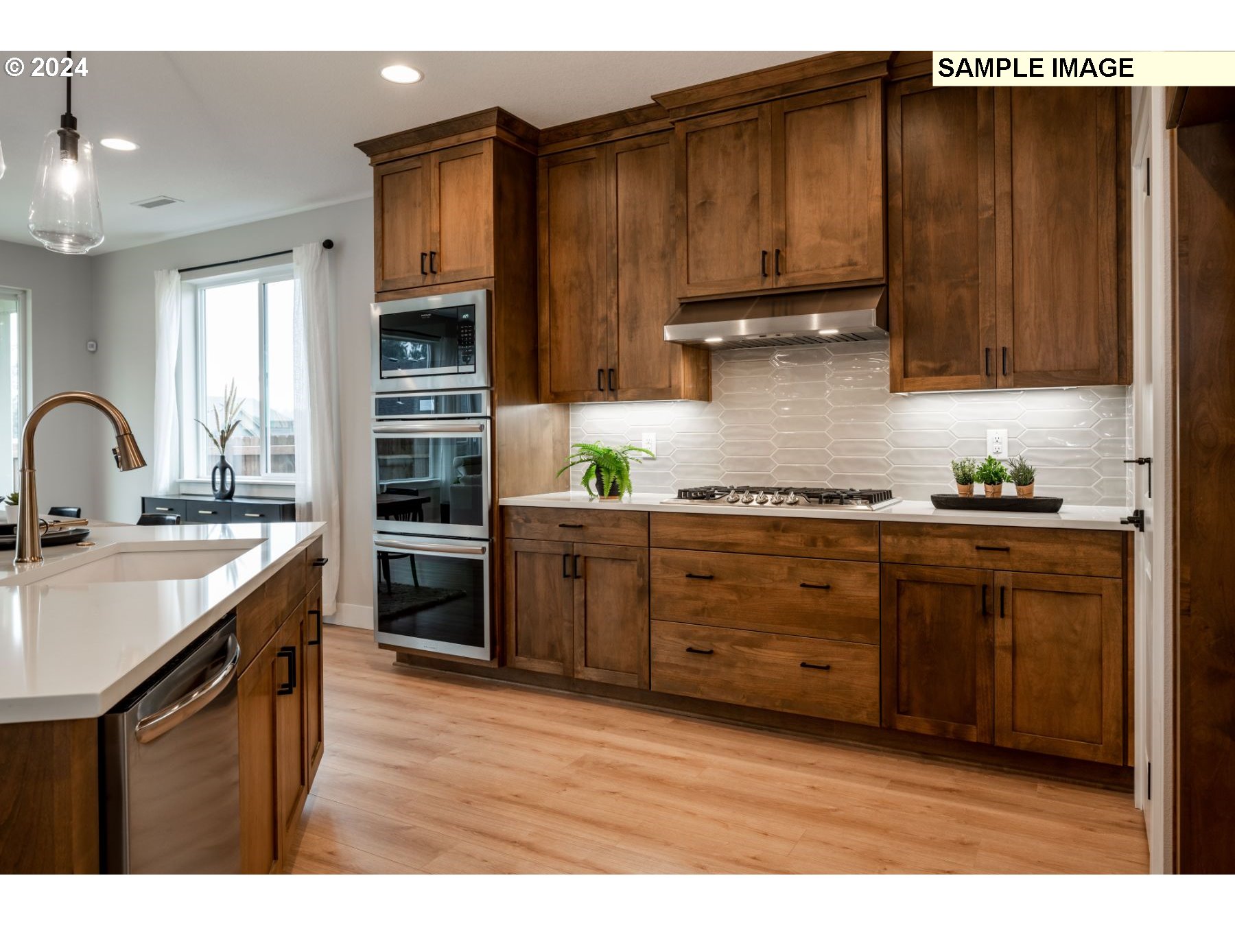 2158 South River Road Kelso, WA 98626 - Photo 10 of 23