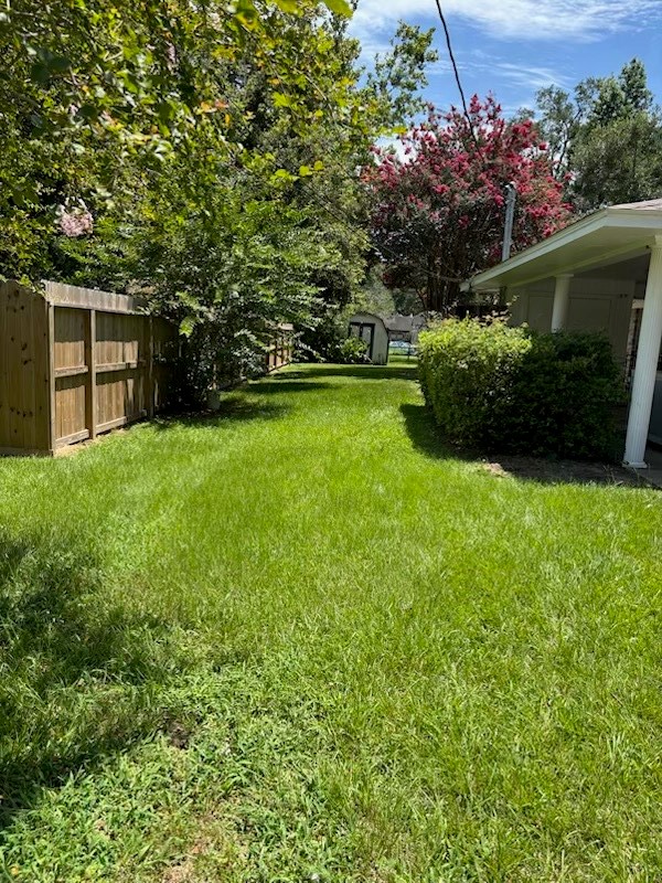 2002 Maple Street Liberty, TX 77575 - Photo 5 of 18