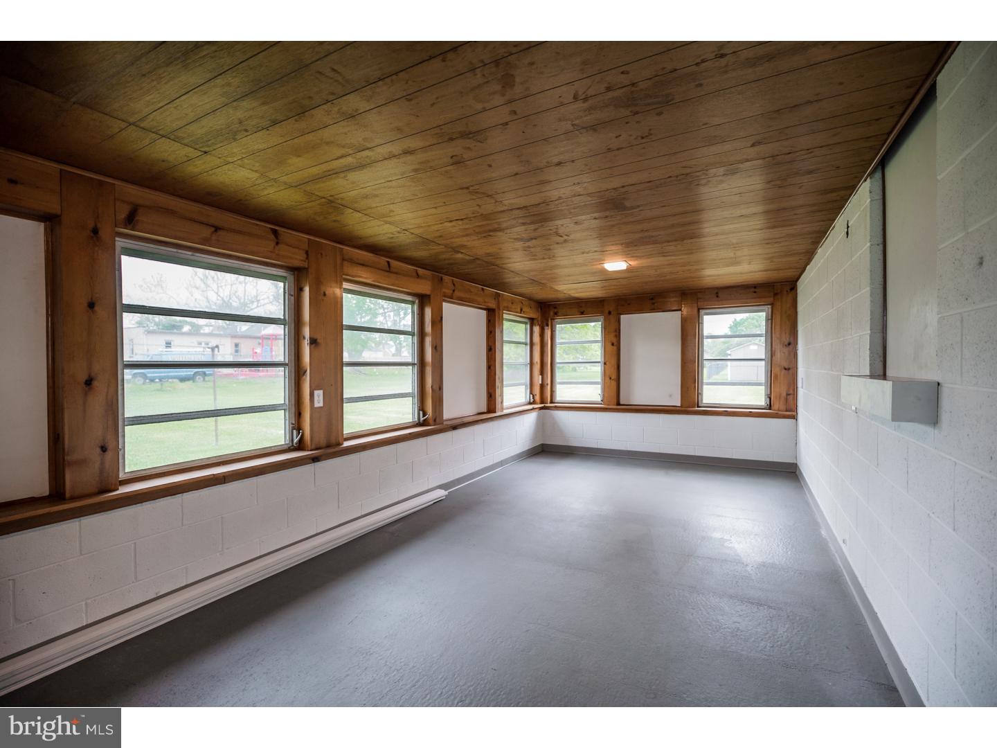 24 Rambo Avenue Gibbstown, NJ 08027 - Photo 23 of 25 Sun Room