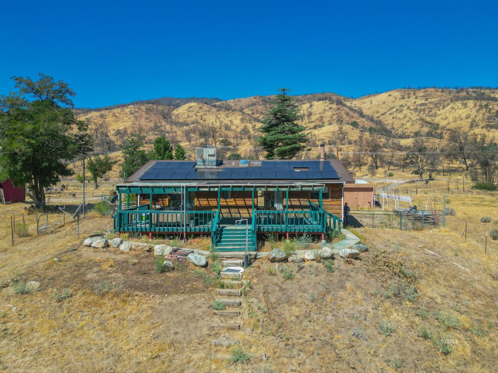 6537 Caliente Bodfish Road Caliente, CA 93518 - Photo 4 of 50