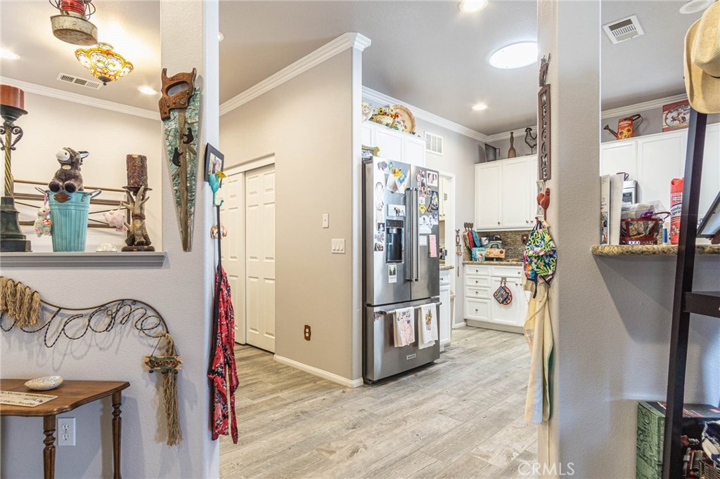 10468 Darby Road Apple Valley, CA 92308 - Photo 12 of 71