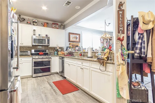 $380,000 | 10468 Darby Road, Apple Valley, CA 92308