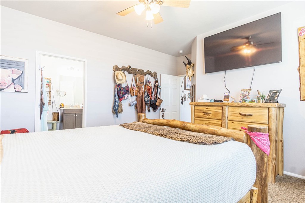 10468 Darby Road Apple Valley, CA 92308 - Photo 36 of 71