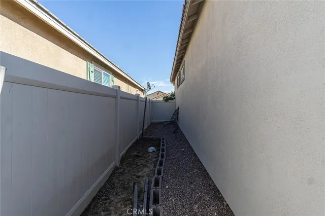 $380,000 | 10468 Darby Road, Apple Valley, CA 92308