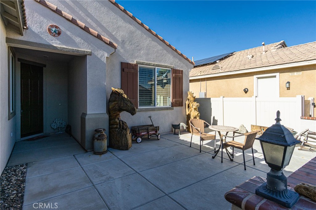 10468 Darby Road Apple Valley, CA 92308 - Photo 5 of 71