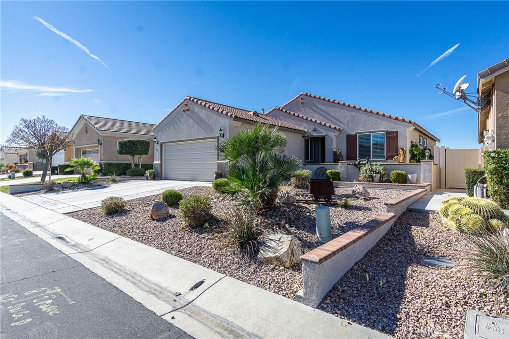 10468 Darby Road Apple Valley, CA 92308 - Photo 8 of 71