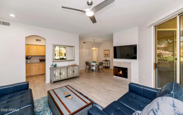 $2,200 | 1411 East Orangewood Avenue, Unit 107, Phoenix, AZ 85020