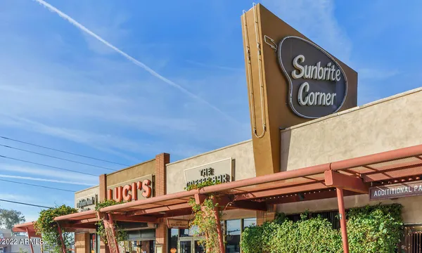 $2,200 | 1411 East Orangewood Avenue, Unit 107, Phoenix, AZ 85020