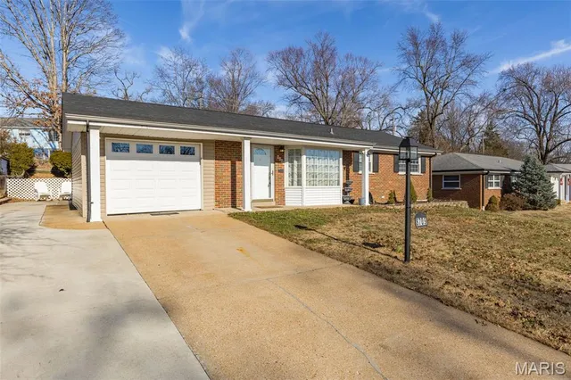 $284,900 | 8709 Holbrook Drive, Affton, MO 63123