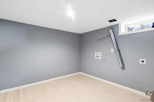 $284,900 | 8709 Holbrook Drive, Affton, MO 63123