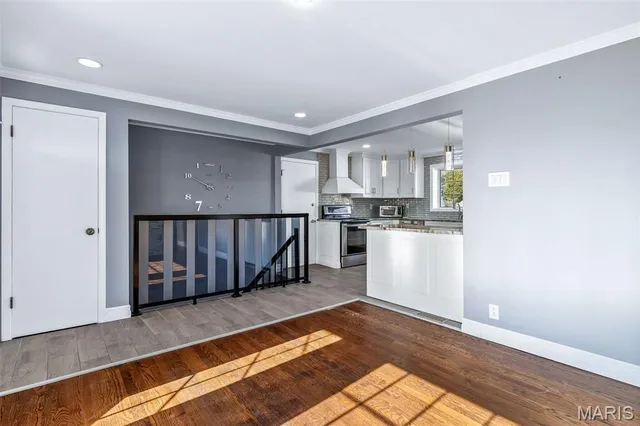 $284,900 | 8709 Holbrook Drive, Affton, MO 63123