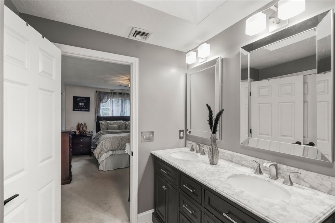 2372 Diamond Hill Road Cumberland, RI 02864 - Photo 10 of 39