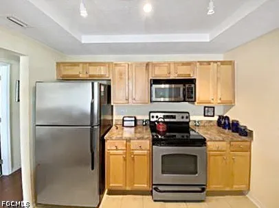 $180,000 | 3334 North Key Drive, Unit 8, North Fort Myers, FL 33903