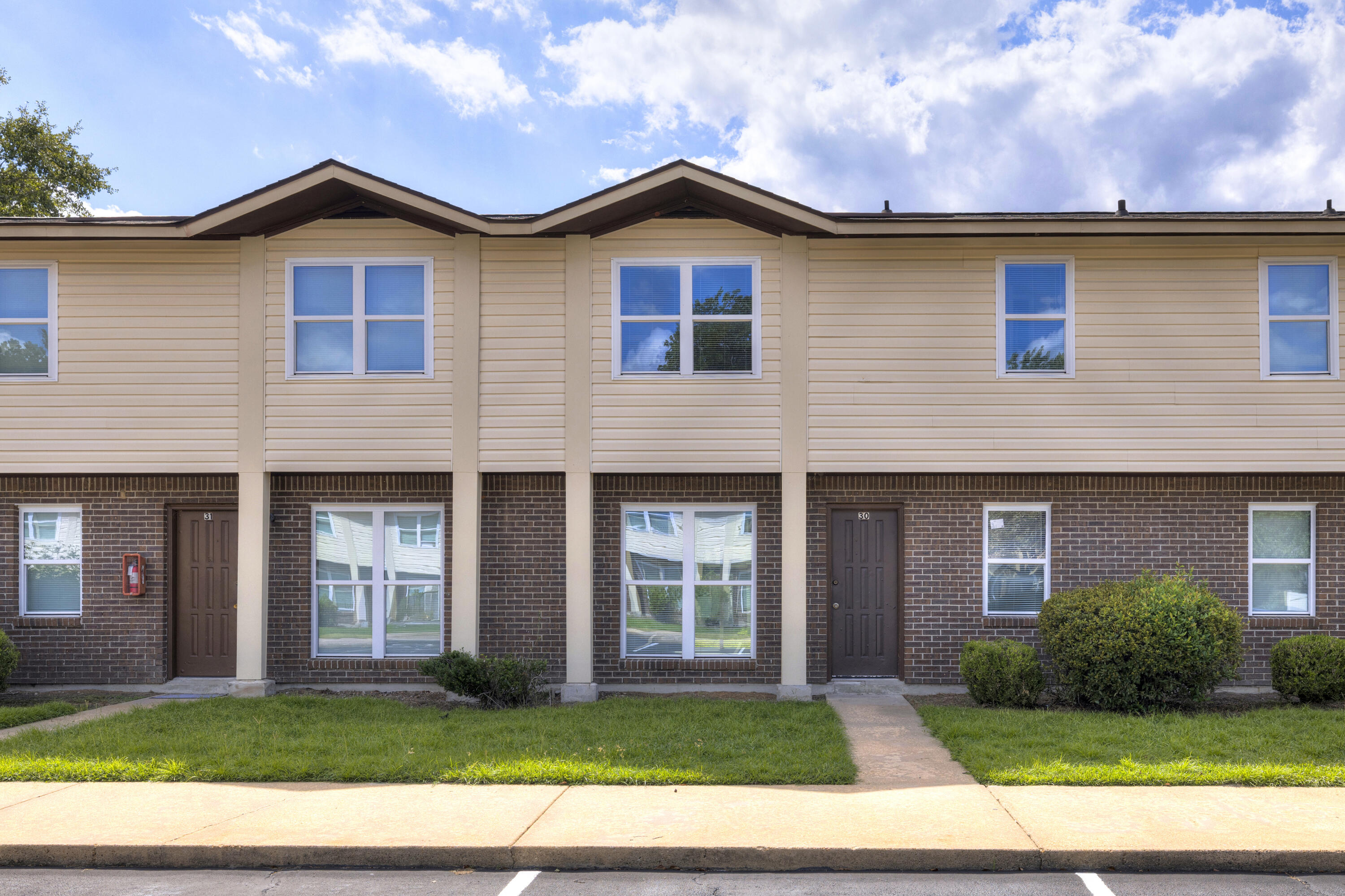 1121 Alice Drive, Unit 8 Sumter, SC 29150 - Photo 3 of 28 01