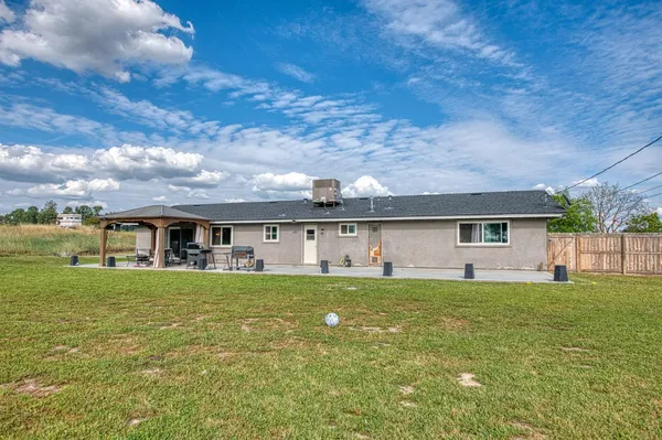 $569,900 | 36881 Verde Avenue, Madera, CA 93636