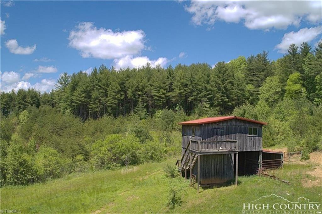 1357 Jr Dairy Road Ennice, NC 28623 - Photo 23 of 24