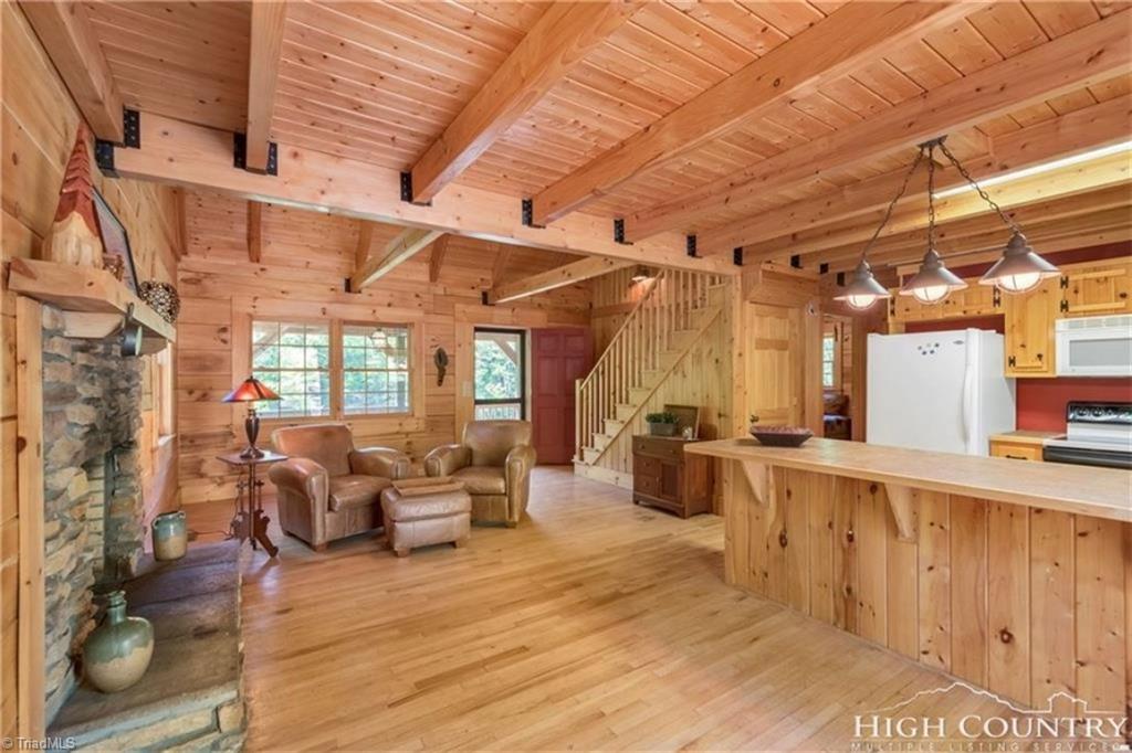 1357 Jr Dairy Road Ennice, NC 28623 - Photo 7 of 24