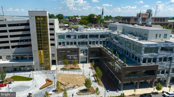 $975,000 | 101 North Queen Street, Unit 404, Lancaster, PA 17603