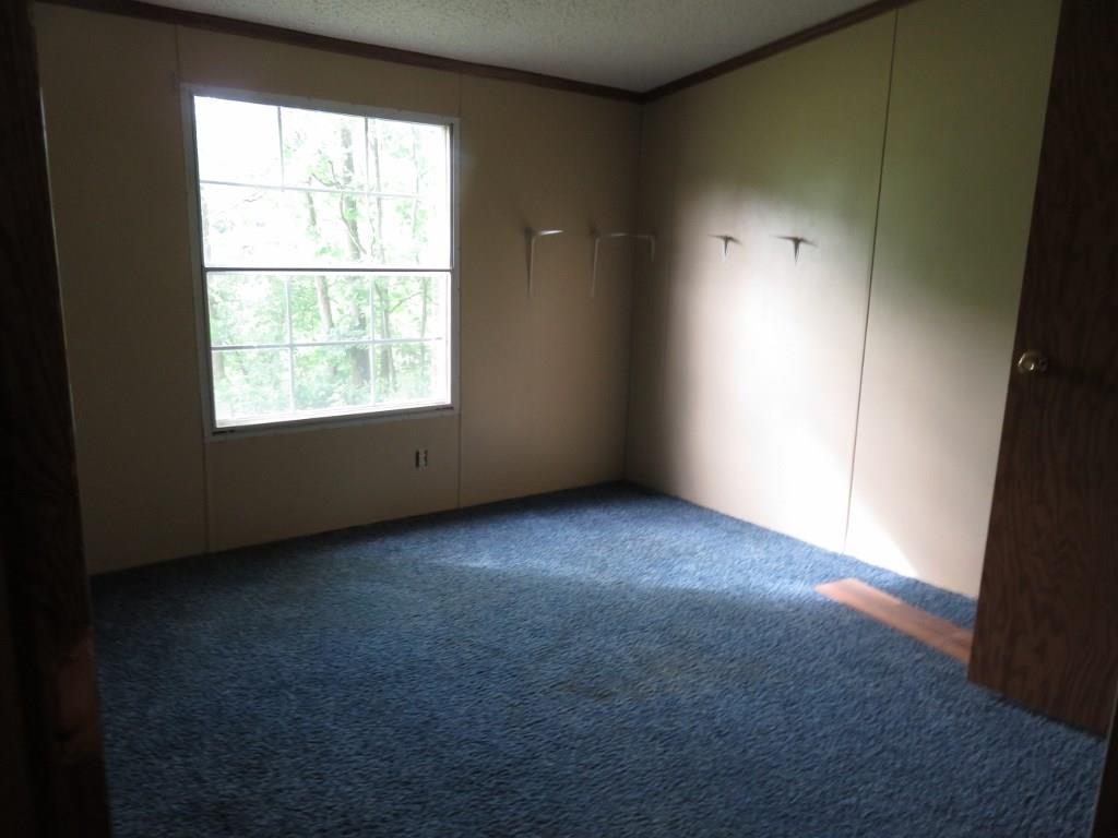 4804 Treaty Line Road Hagerstown, IN 47346 - Photo 8 of 27 Gallery Image 8