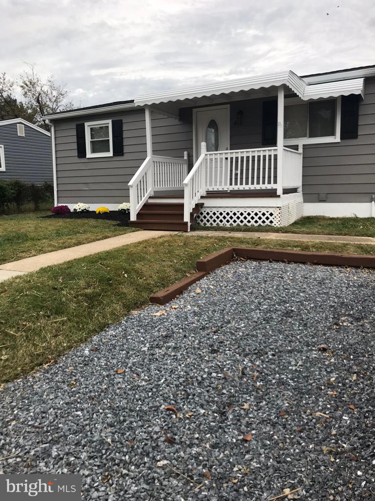 418 Cedar Hill Road Baltimore, MD 21225 - Photo 1 of 18 Front and parking lot