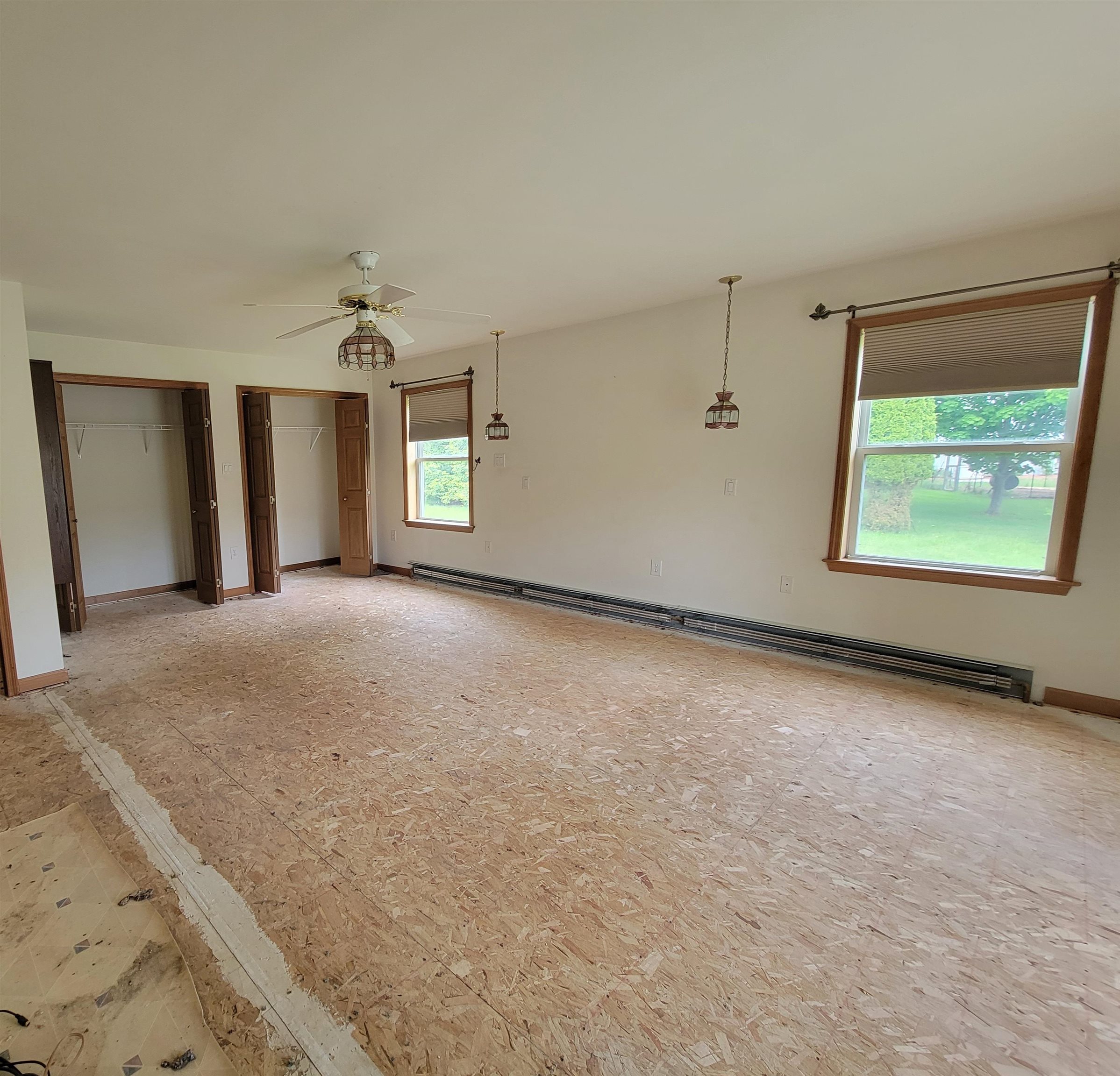 42 Chester Road Raymond, NH 03077 - Photo 21 of 34