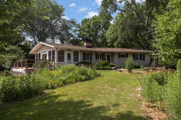 $525,000 | 1110 William Street North, Stillwater, MN 55082